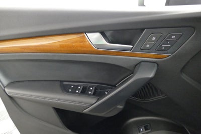 2023 Audi Q5 45 S line Premium quattro