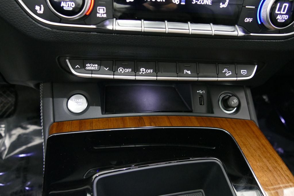 2023 Audi Q5 45 S line Premium quattro