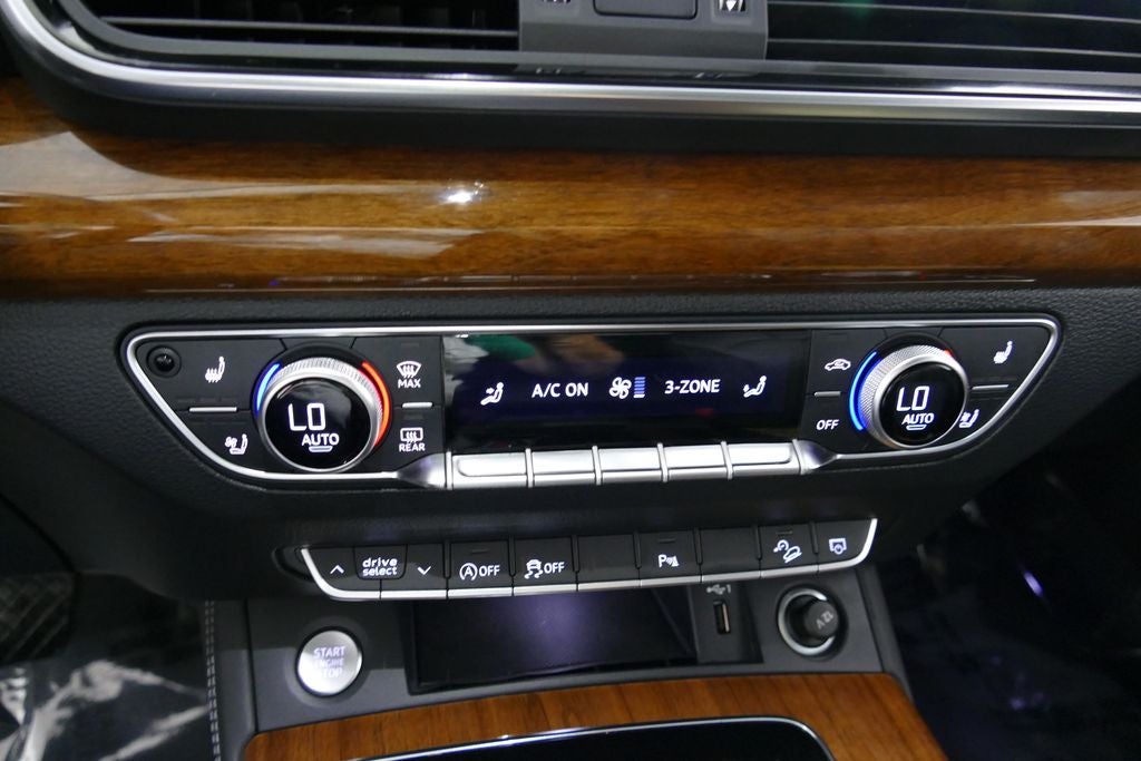 2023 Audi Q5 45 S line Premium quattro