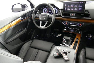 2023 Audi Q5 45 S line Premium quattro