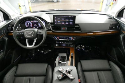 2023 Audi Q5 45 S line Premium quattro