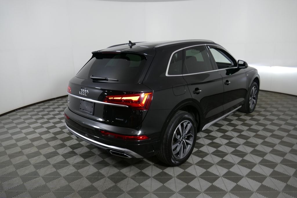 2023 Audi Q5 45 S line Premium quattro