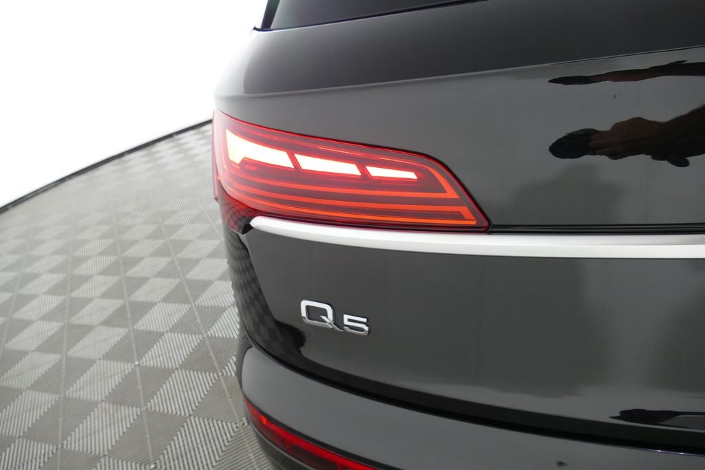 2023 Audi Q5 45 S line Premium quattro