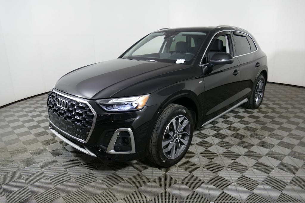 2023 Audi Q5 45 S line Premium quattro