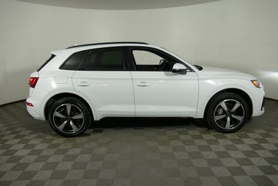 2023 Audi Q5 45 S line Premium quattro