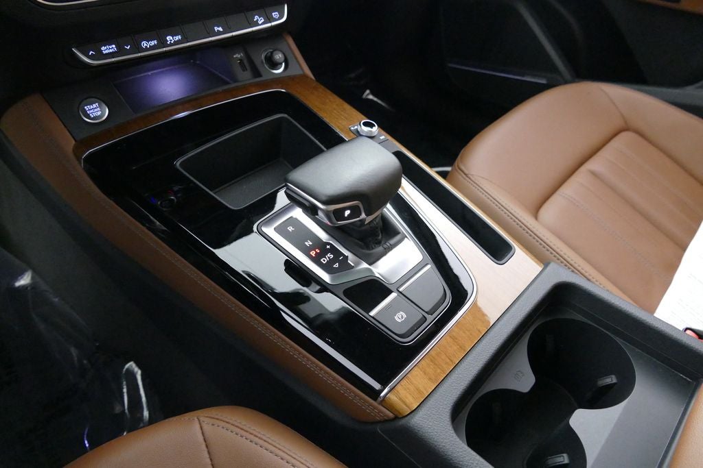 2023 Audi Q5 45 S line Premium quattro