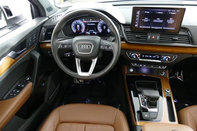 2023 Audi Q5 45 S line Premium quattro