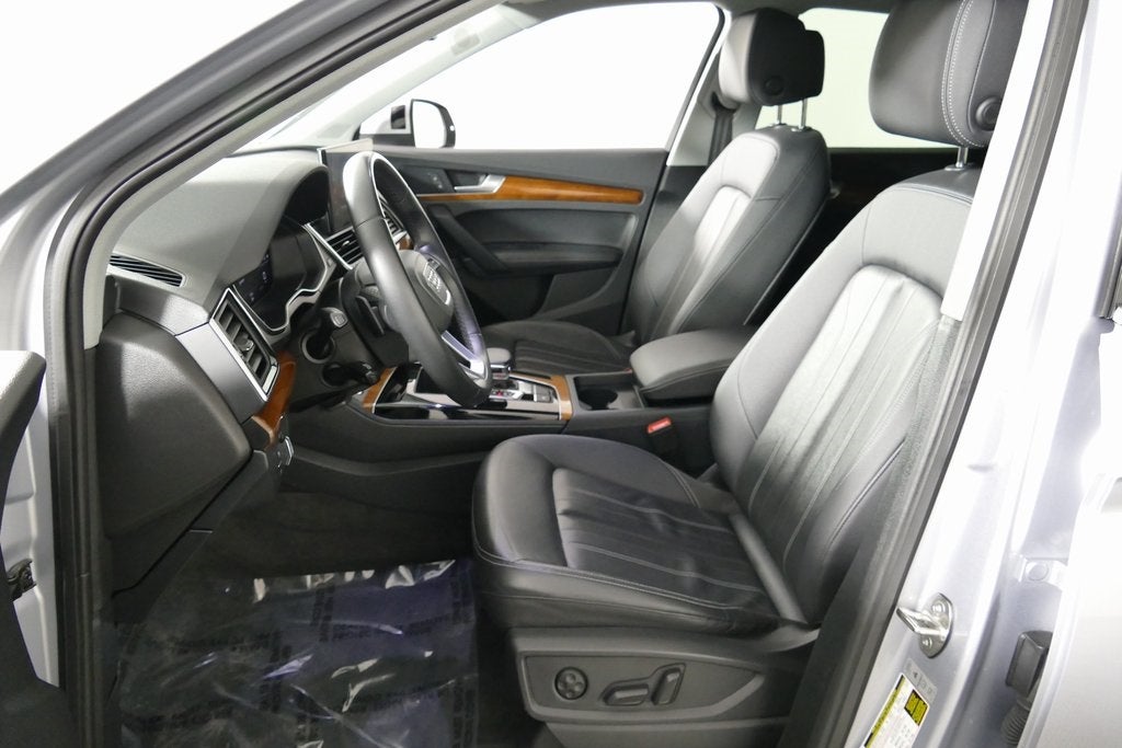 2023 Audi Q5 45 S line Premium quattro