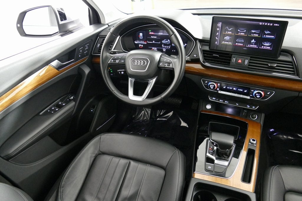 2023 Audi Q5 45 S line Premium quattro