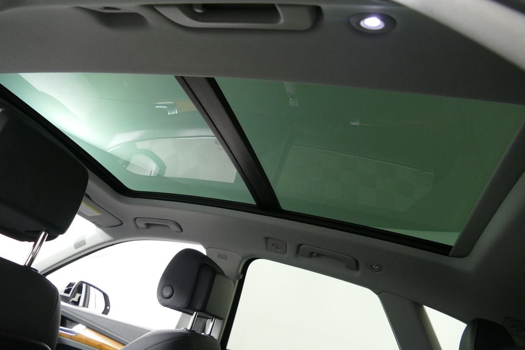 2023 Audi Q5 45 S line Premium Plus quattro