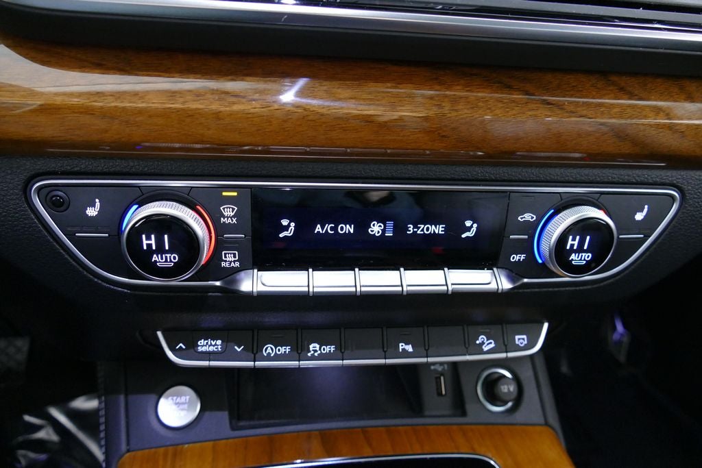 2023 Audi Q5 45 S line Premium Plus quattro