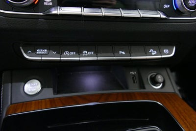 2023 Audi Q5 45 S line Premium quattro