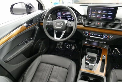 2023 Audi Q5 45 S line Premium quattro
