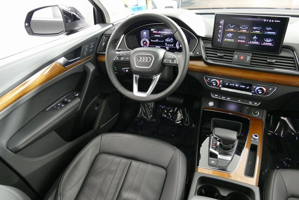 2023 Audi Q5 45 S line Premium quattro