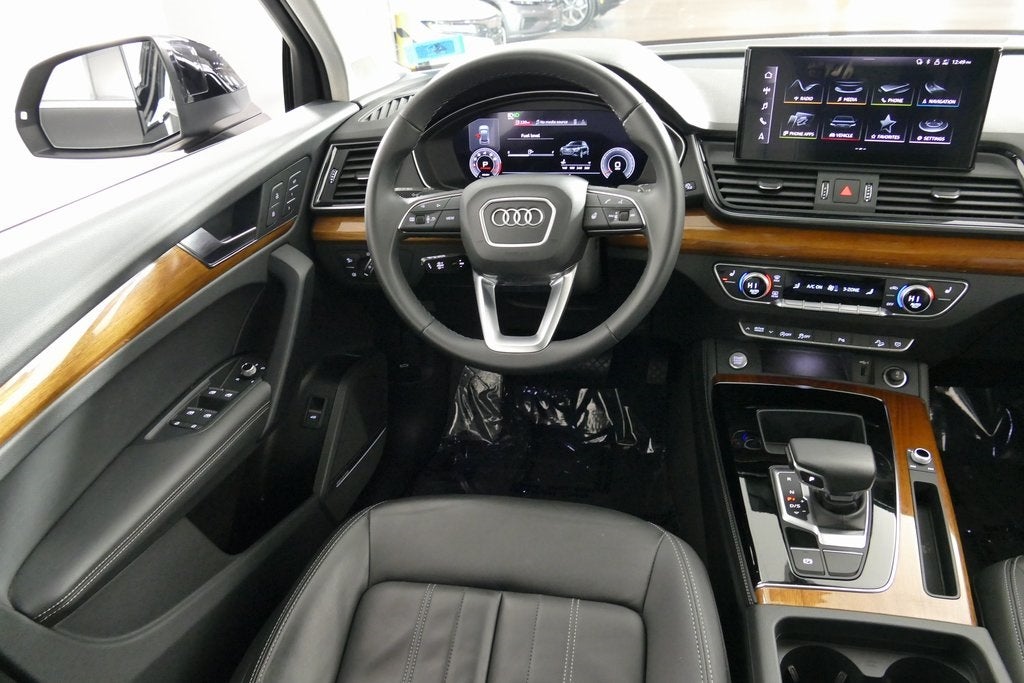 2023 Audi Q5 45 S line Premium quattro