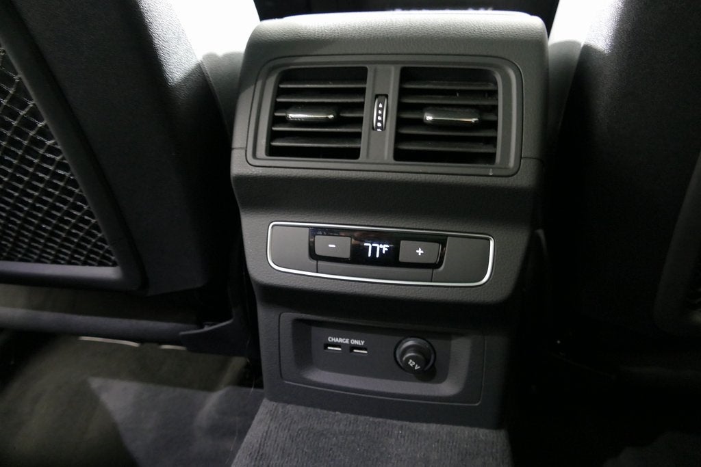 2023 Audi Q5 45 S line Premium quattro