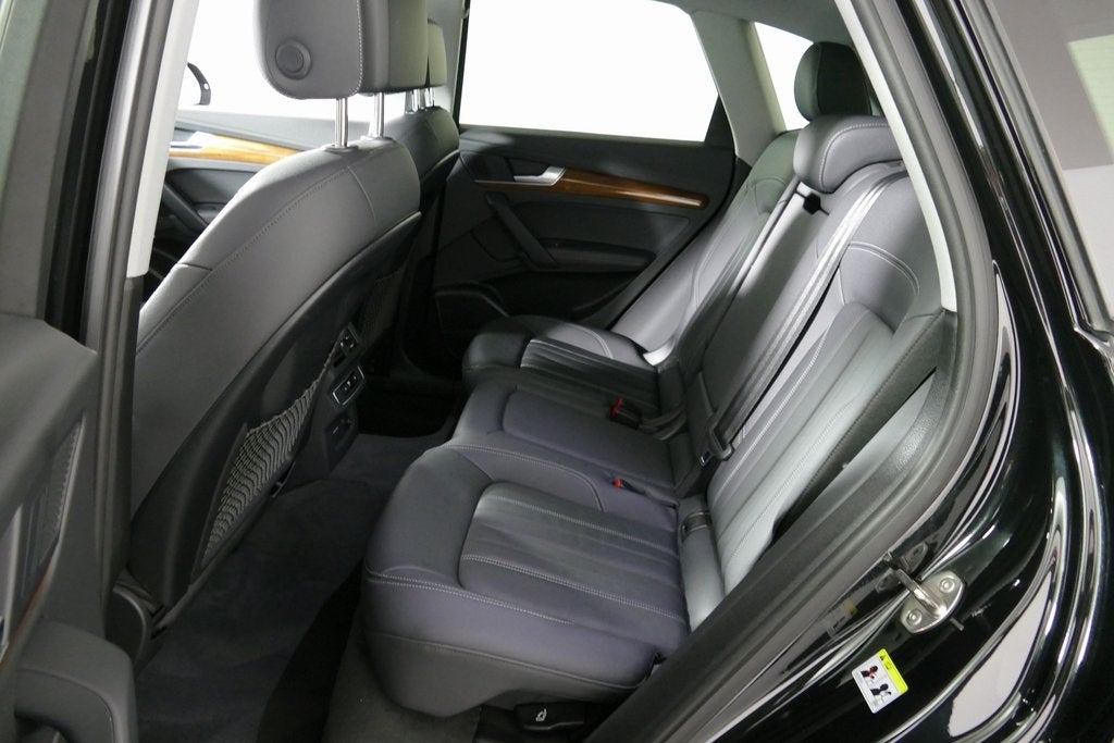 2023 Audi Q5 45 S line Premium quattro