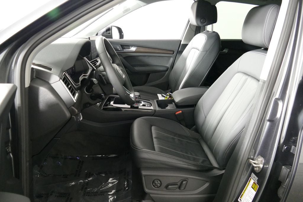 2023 Audi Q5 45 S line Premium quattro
