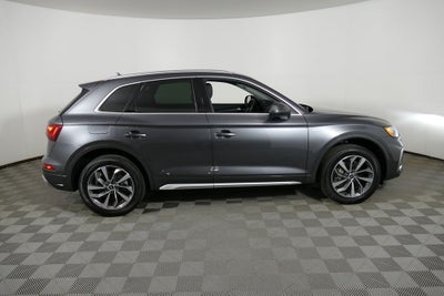 2023 Audi Q5 45 S line Premium quattro