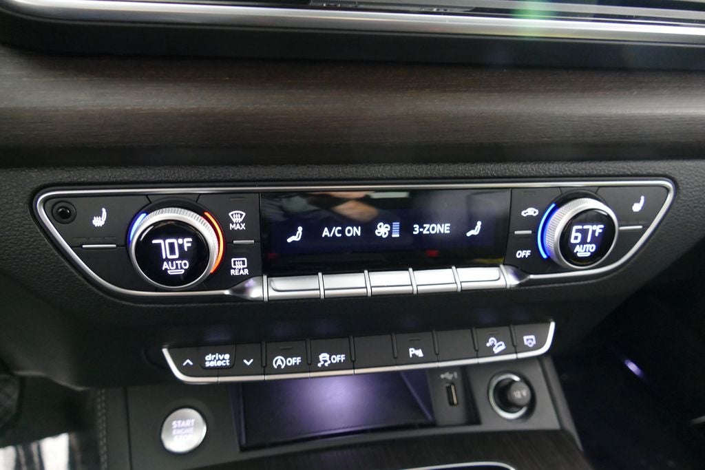 2023 Audi Q5 45 S line Premium quattro