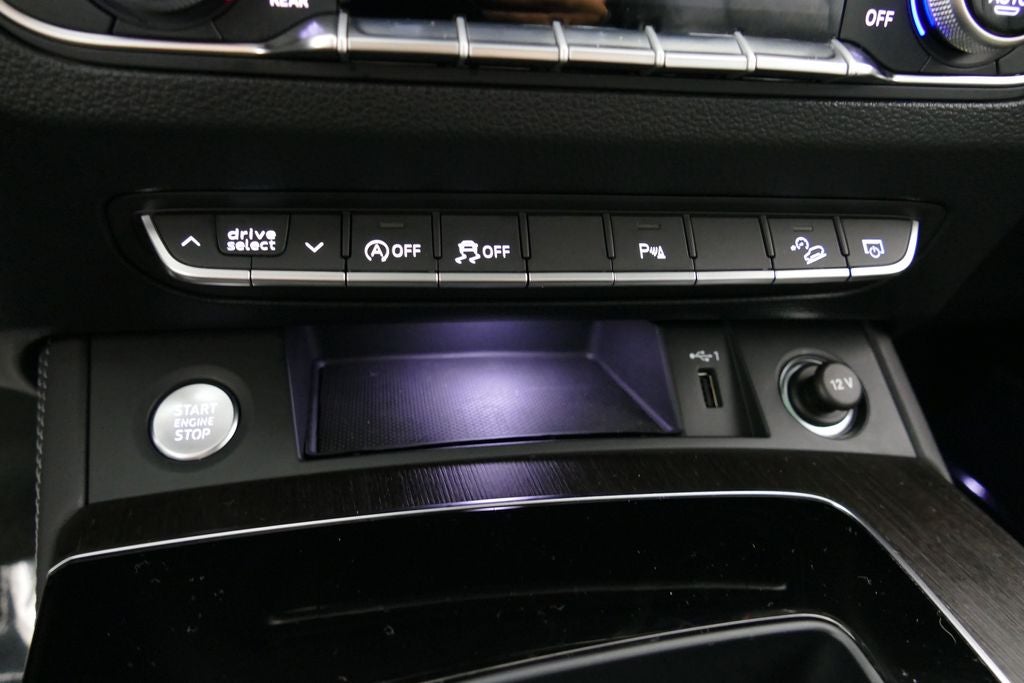 2023 Audi Q5 45 S line Premium quattro