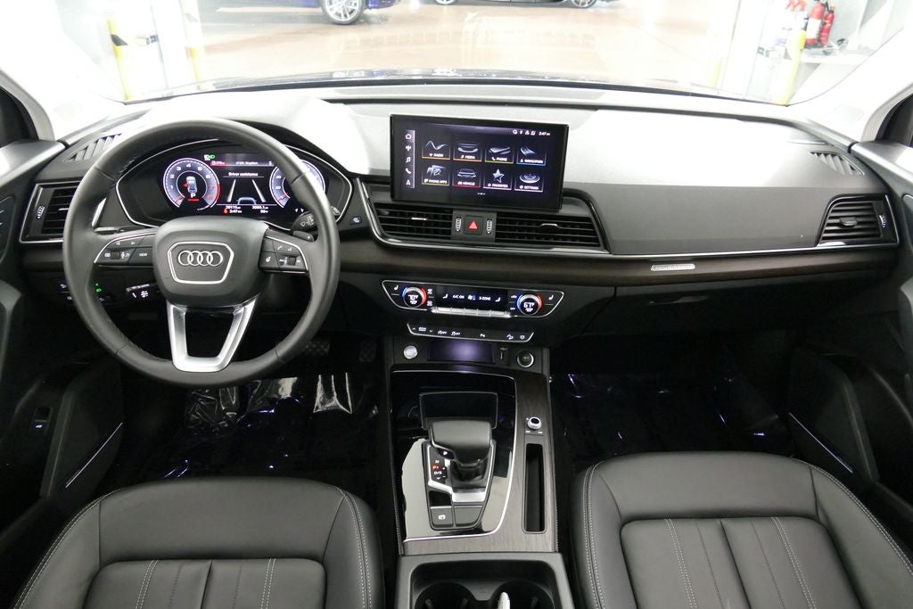 2023 Audi Q5 45 S line Premium quattro