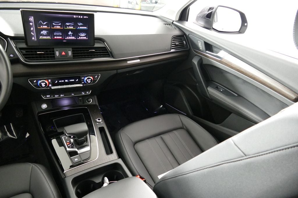 2023 Audi Q5 45 S line Premium quattro