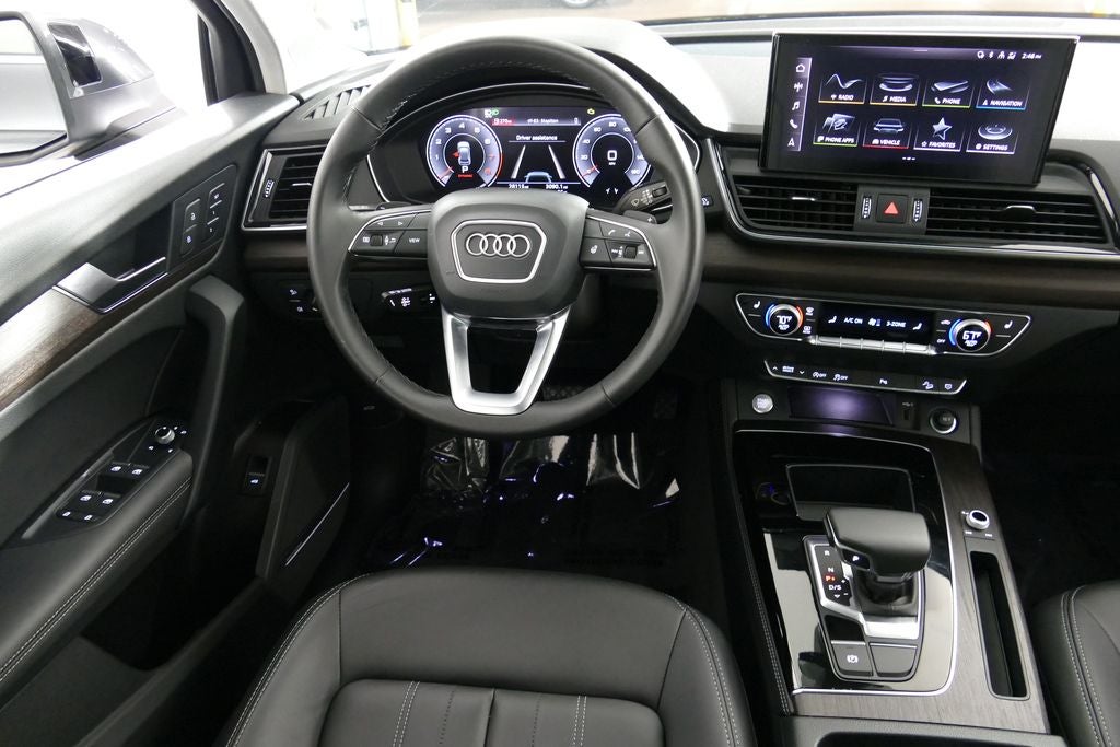 2023 Audi Q5 45 S line Premium quattro