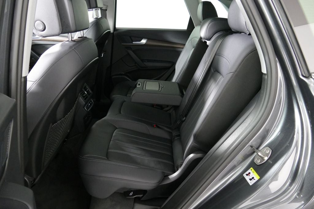 2023 Audi Q5 45 S line Premium quattro