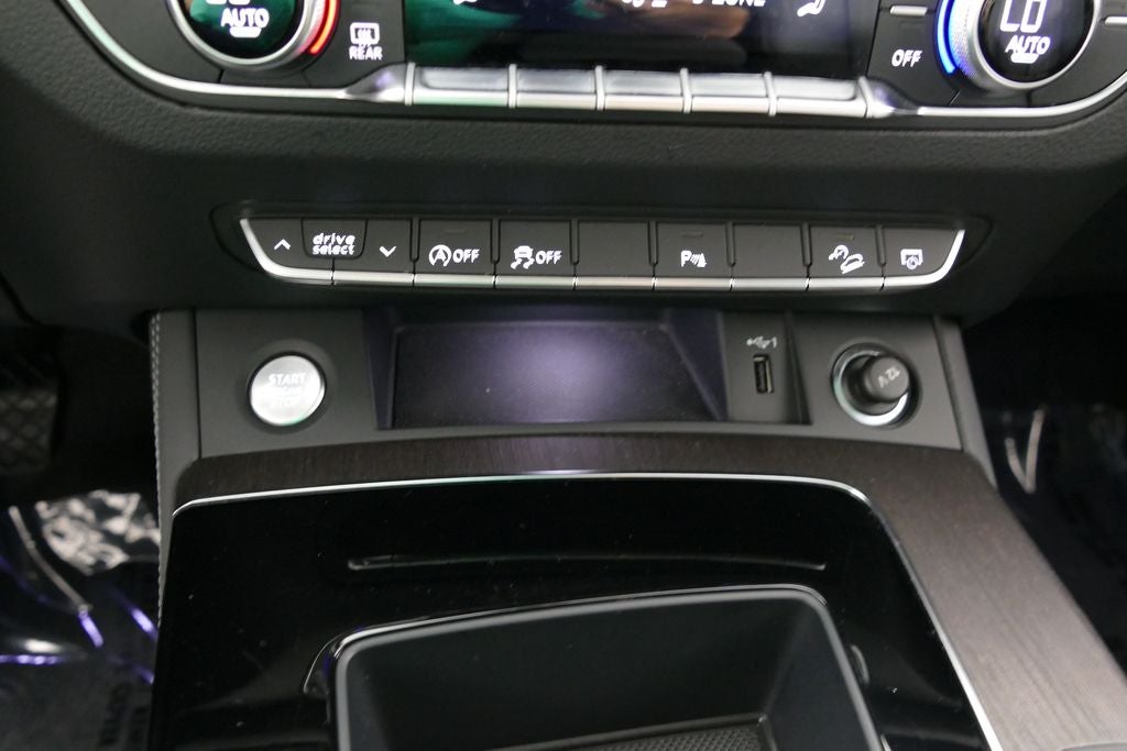 2023 Audi Q5 45 S line Premium Plus quattro