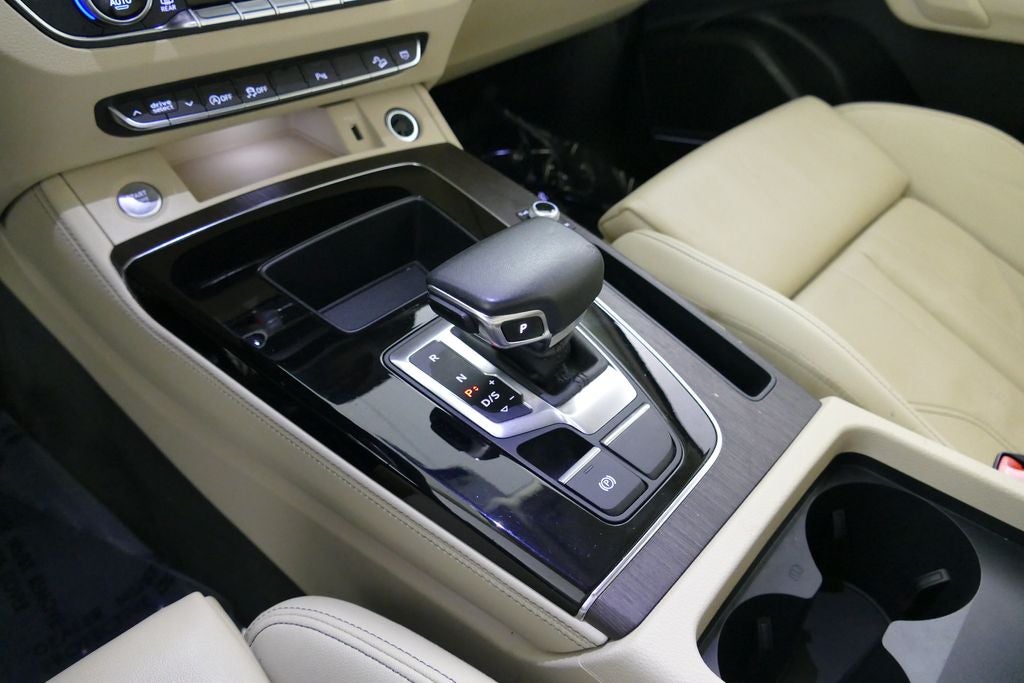 2024 Audi Q5 45 S line Premium quattro