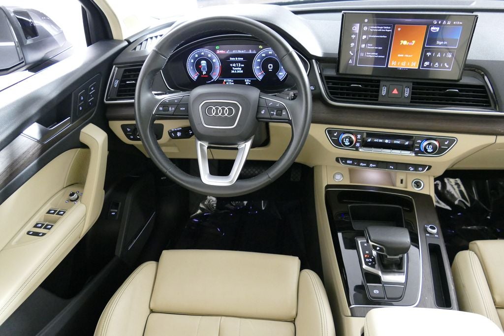 2024 Audi Q5 45 S line Premium quattro