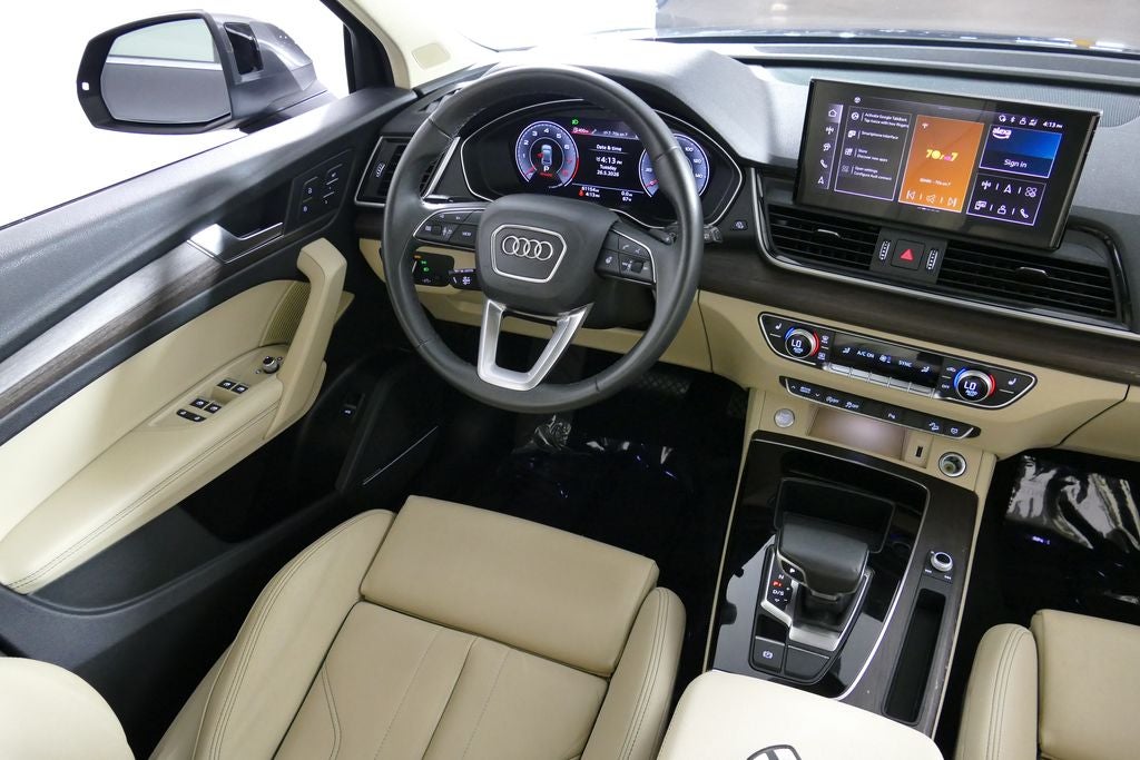 2024 Audi Q5 45 S line Premium quattro