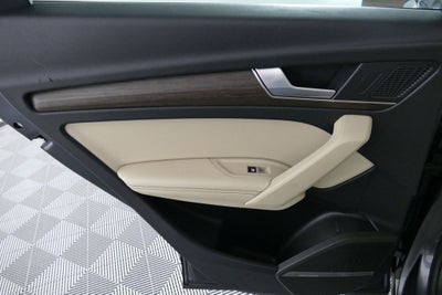 2024 Audi Q5 45 S line Premium quattro