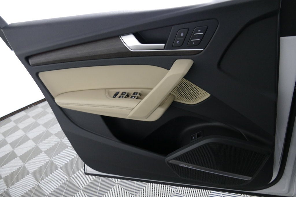 2025 Audi Q5 45 S line Premium Plus quattro