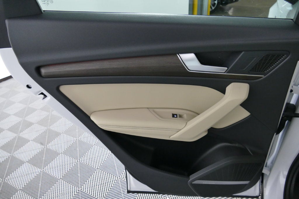 2025 Audi Q5 45 S line Premium Plus quattro