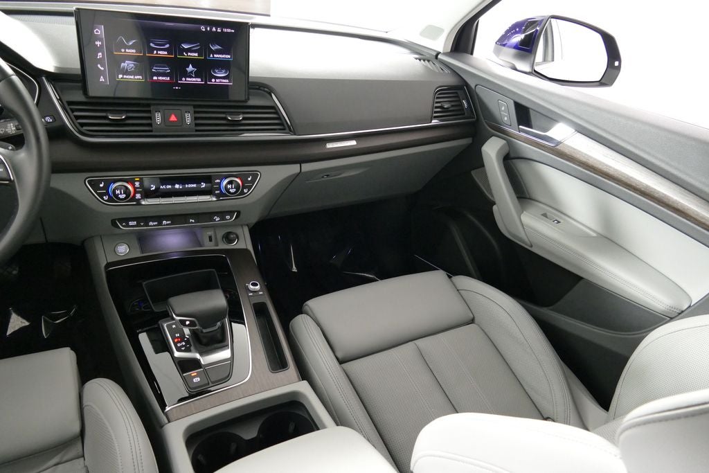2023 Audi Q5 45 S line Premium Plus quattro