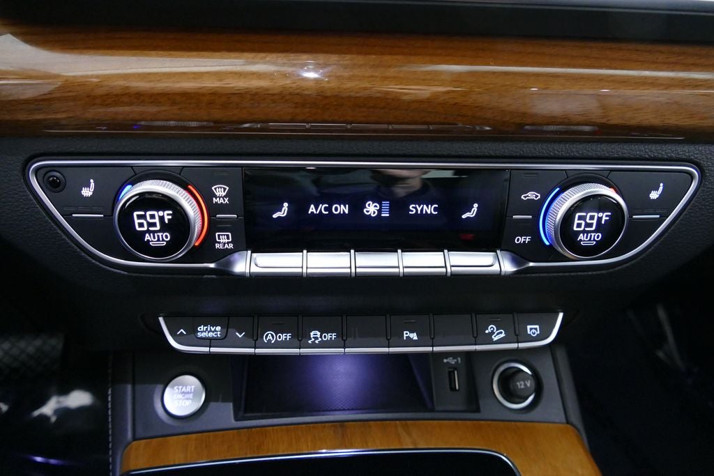 2023 Audi Q5 45 S line Premium quattro