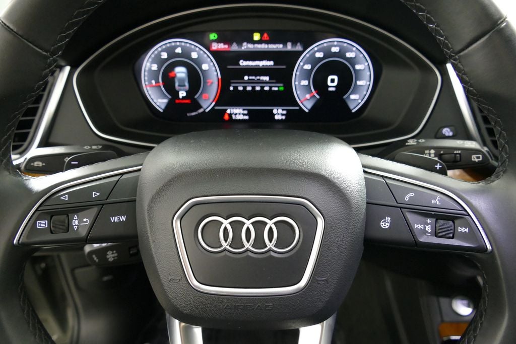 2023 Audi Q5 45 S line Premium quattro