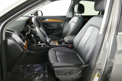 2023 Audi Q5 45 S line Premium quattro