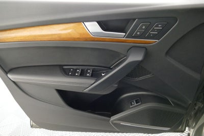 2023 Audi Q5 45 S line Premium quattro