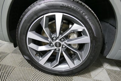 2023 Audi Q5 45 S line Premium quattro