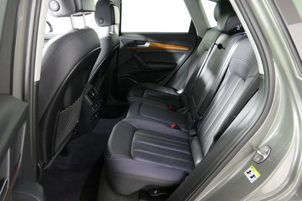 2023 Audi Q5 45 S line Premium quattro