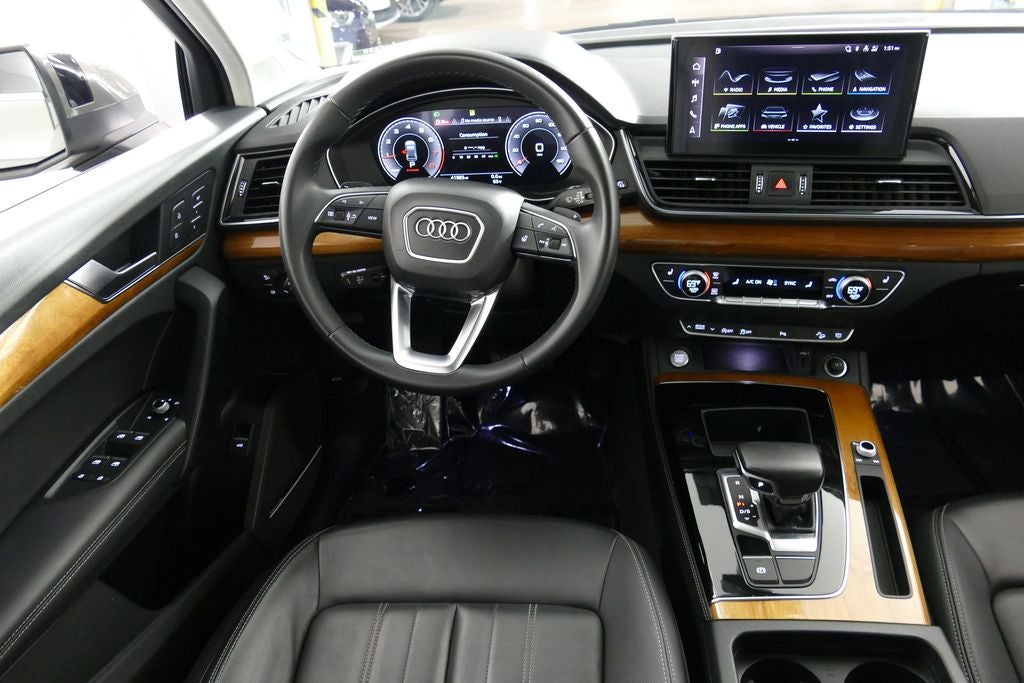2023 Audi Q5 45 S line Premium quattro