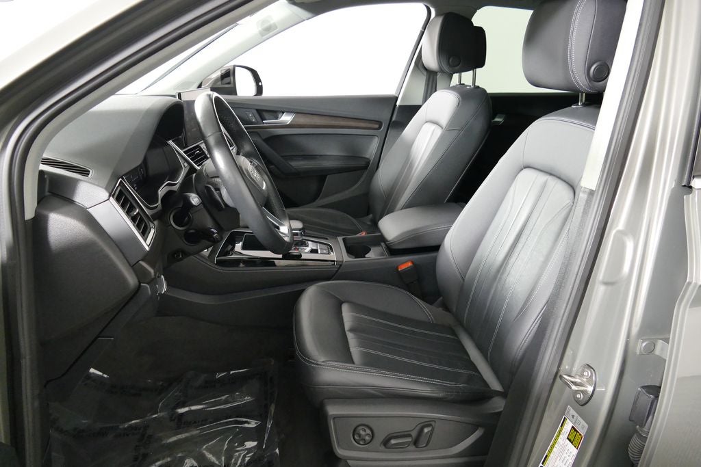 2023 Audi Q5 45 S line Premium quattro