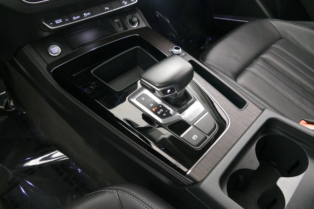 2023 Audi Q5 45 S line Premium quattro