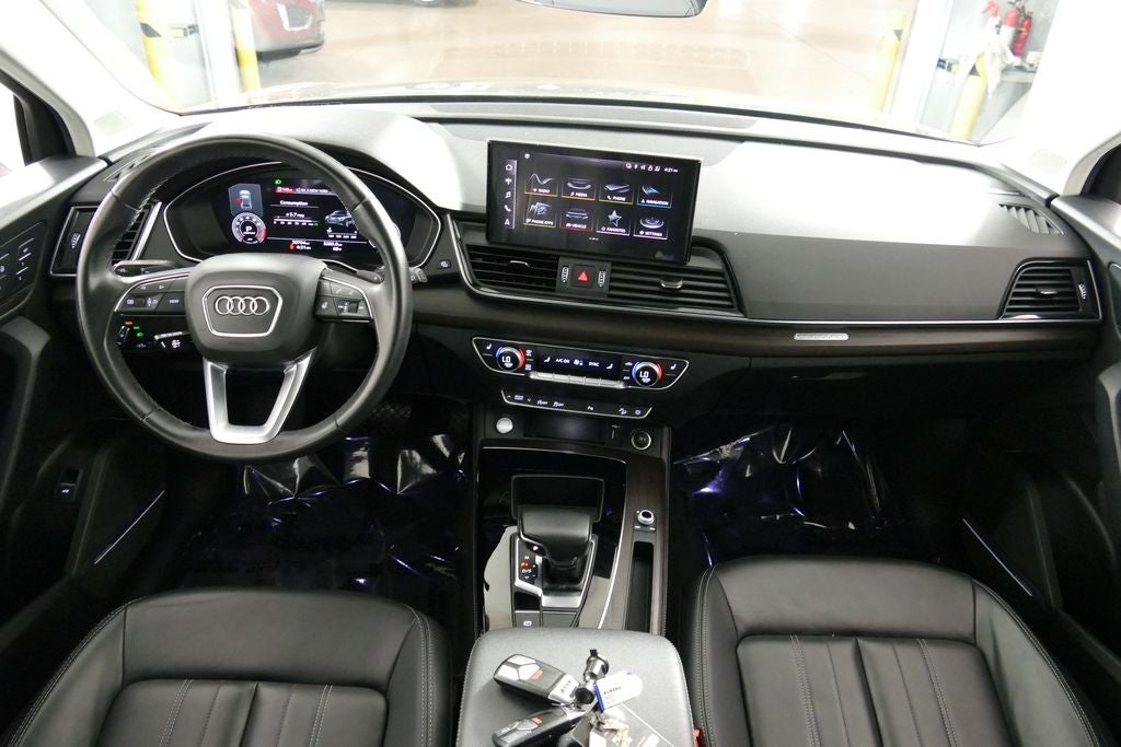 2023 Audi Q5 45 S line Premium quattro