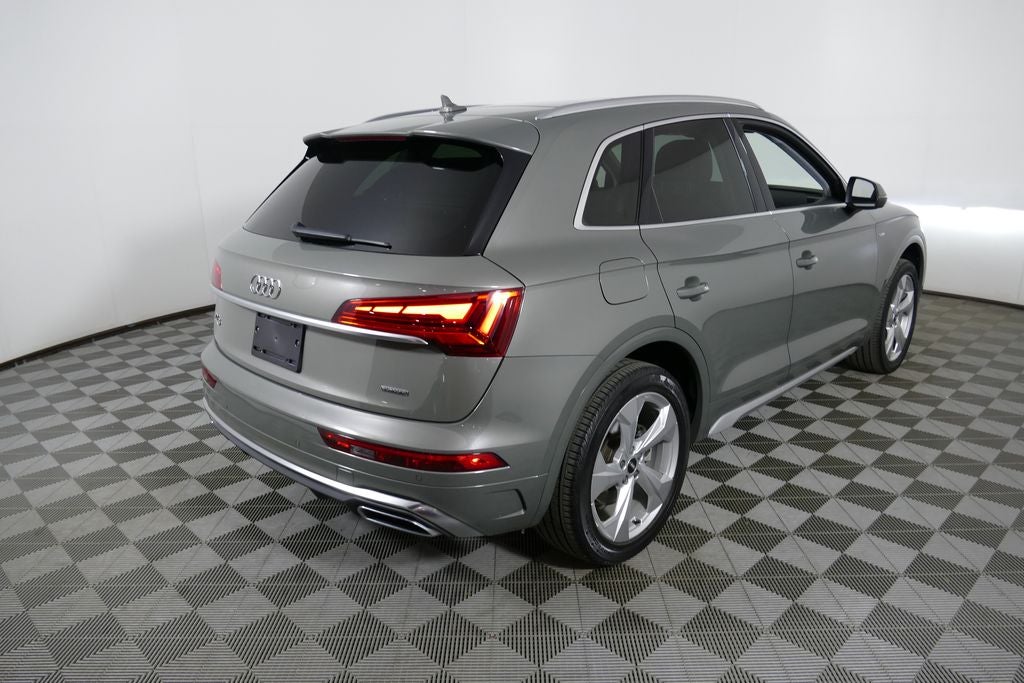 2023 Audi Q5 45 S line Premium quattro