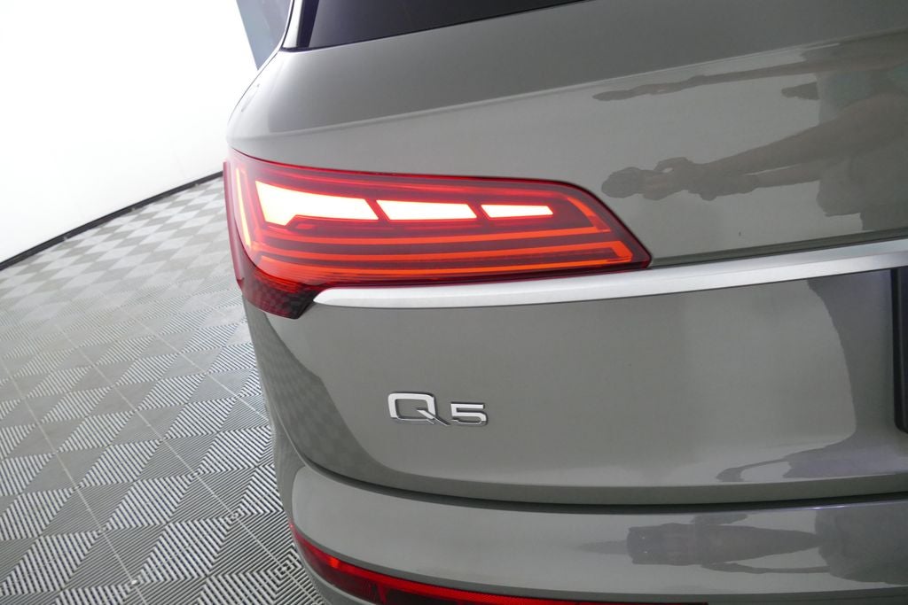 2023 Audi Q5 45 S line Premium quattro