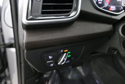 2024 Audi Q5 45 S line Premium quattro